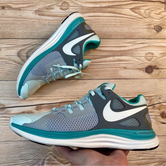 Nike Lunar Flash+ - Picture 3 of 16